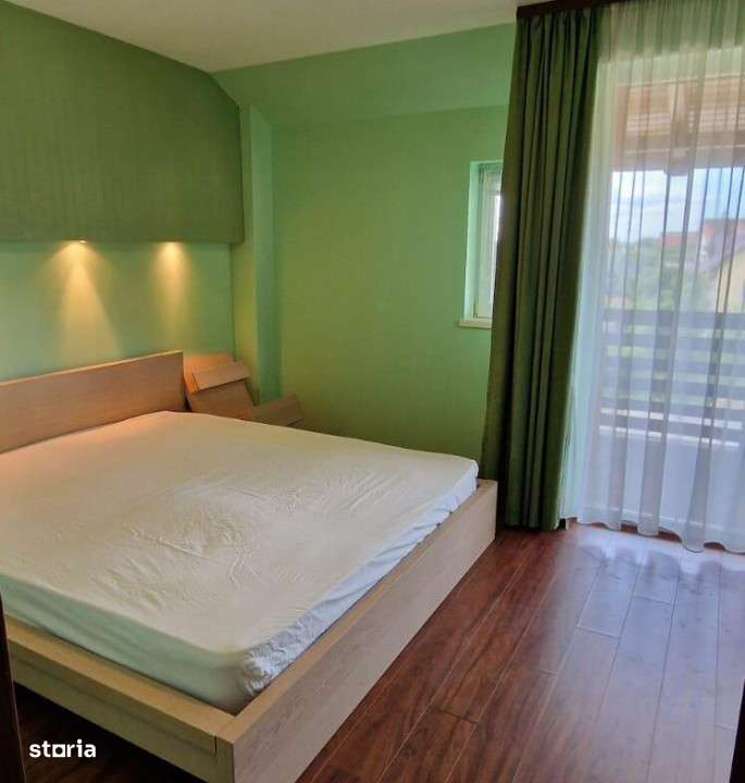 Inchiriere- Casa tip triplex P+1+M in suprafata de 150mp, 2 garaje si - Imagine principală: 5/10