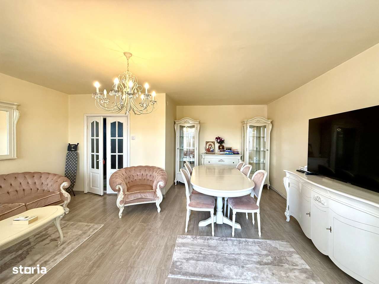 Apartament 3 camere, 77 mp utili, garaj 20 mp, Ultracentral  Primărie - Imagine principală: 5/20