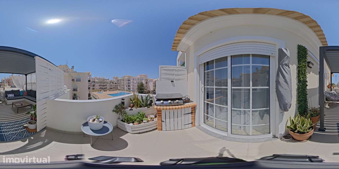 Apartamento T2 com terraço, vista mar e lugar de garagem em Armação de-30