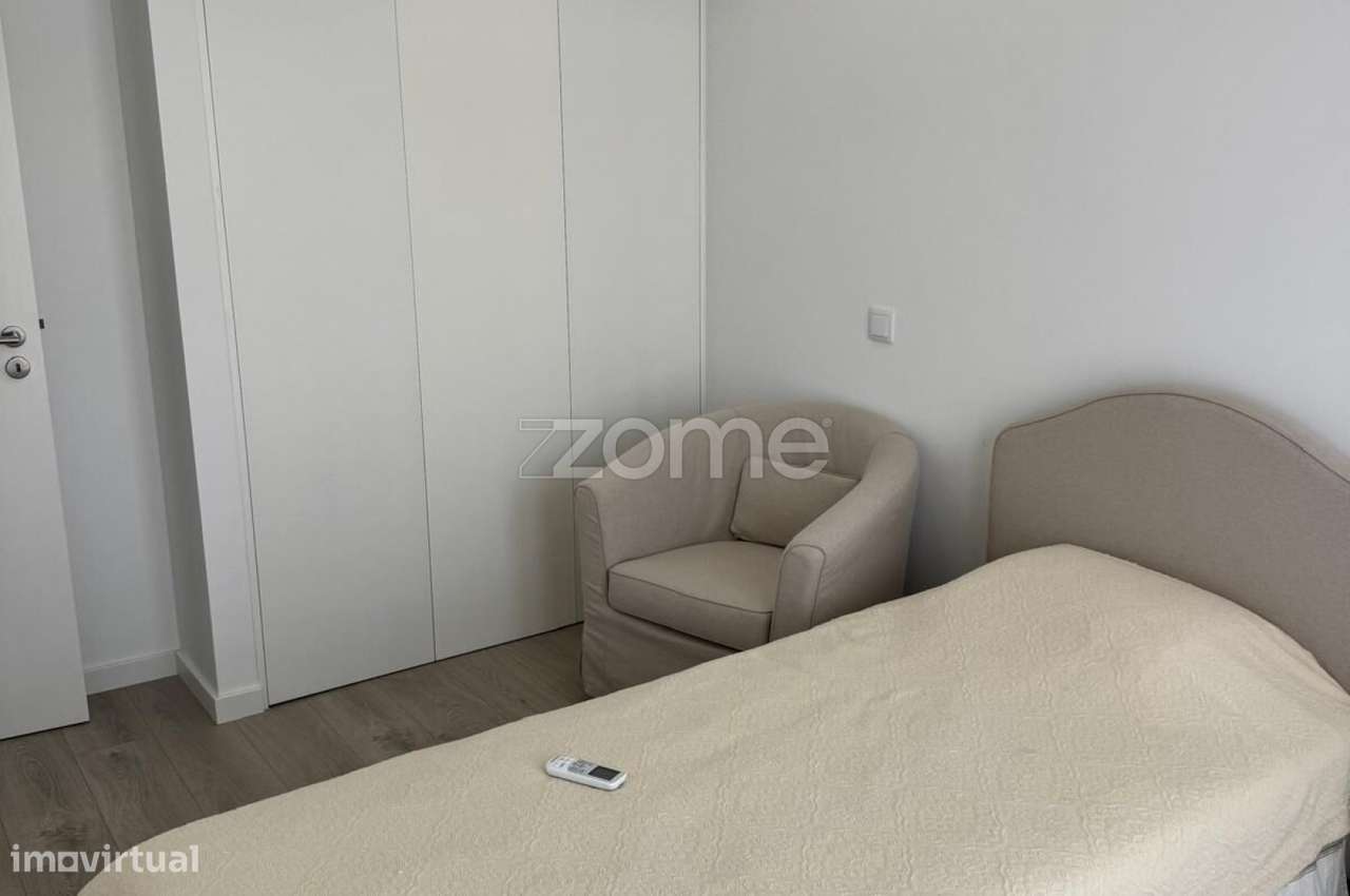 Moradia T4 com 2 Suites-28