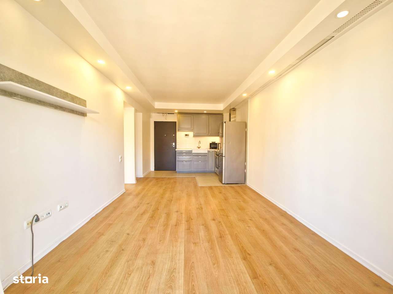 ap 2 cam dec, Cosmopolis, loc de parcare subteran INCLUS, renovat 2025 - Imagine principală: 1/12