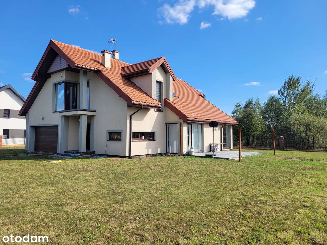 Dom jednorodzinny Mroków - Pełny obrazek: 4/10