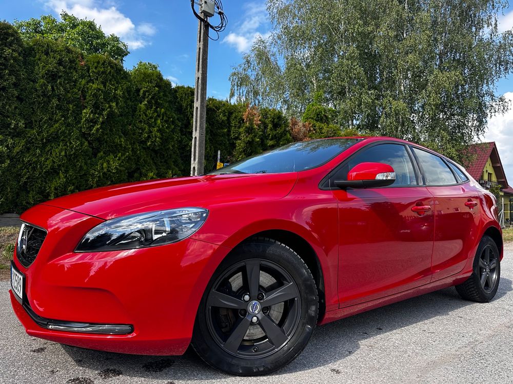 Volvo V40 II (2012-) D2 Geartronic Momentum 2015