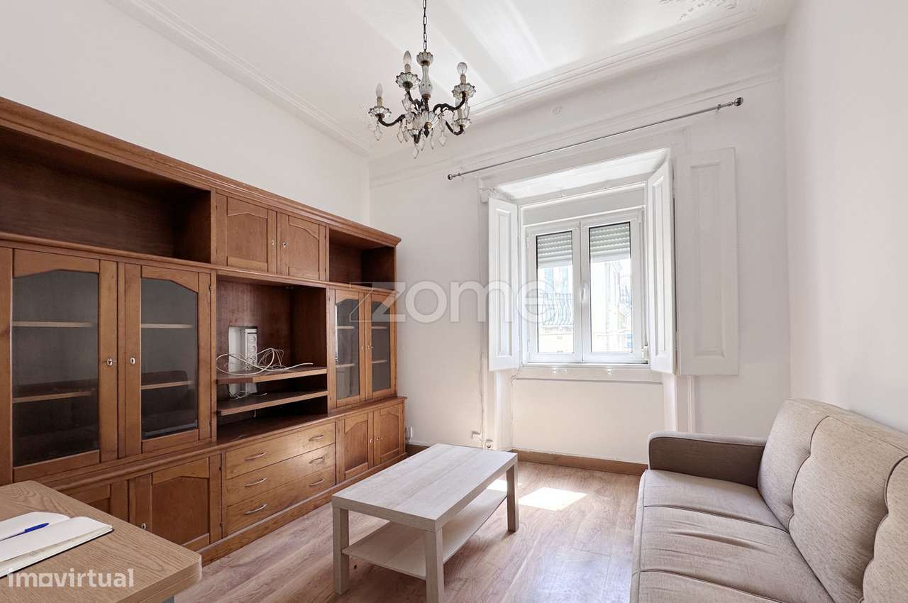 Apartamento T2 para arrendamento na Estefânia