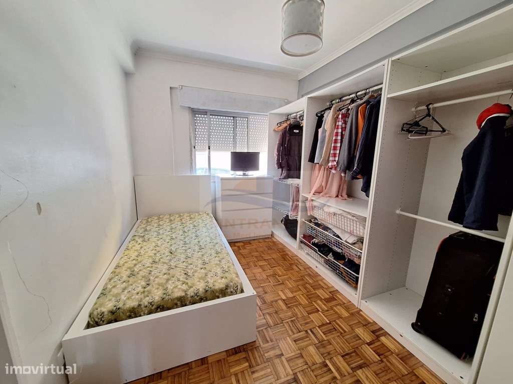 Fantástico Apartamento T3 com suíte em Zona Privilegiada Pronto hab...-17