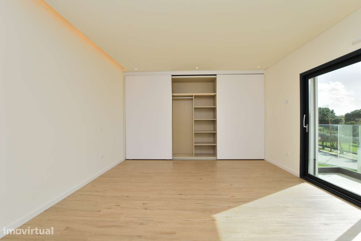 Moradia T4 c/ Certificação Energética A+ | Aveiras de Cima-33