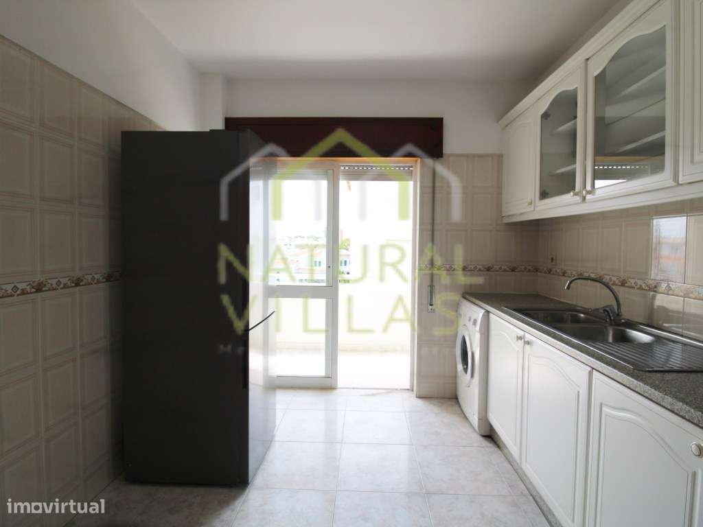 Apartamento T3 Centro das Gambelas, Montenegro - Grande imagem: 4/12