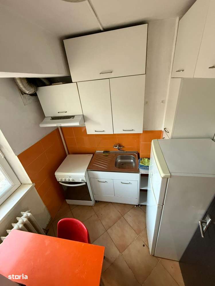 Garsoniera la etajul 2, mobilata si utilata, zona Garii - Imagine principală: 4/6