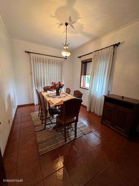 Aluga-se Moradia T4 - Grande imagem: 4/12