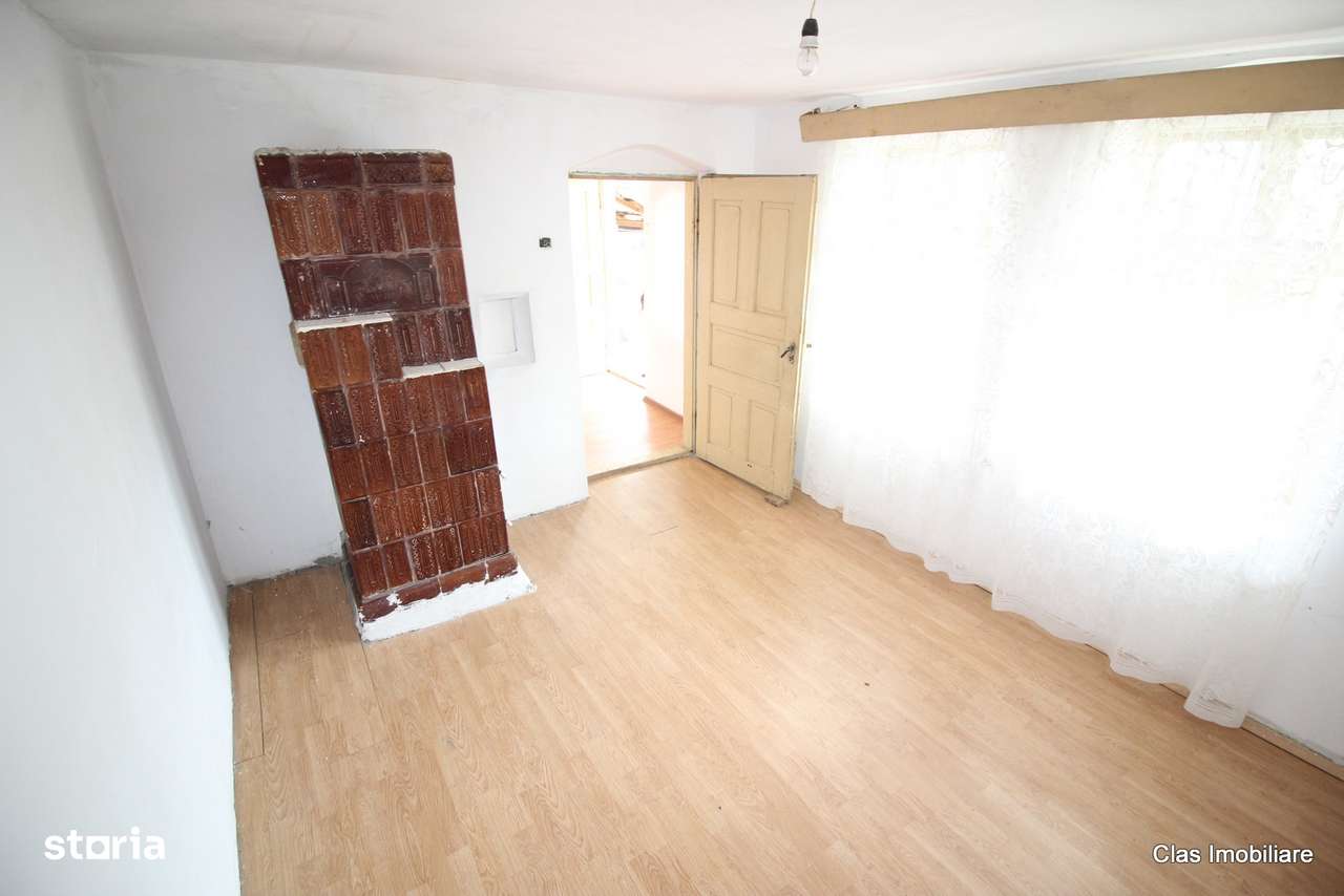 Casa cu teren la Coteana !!-1