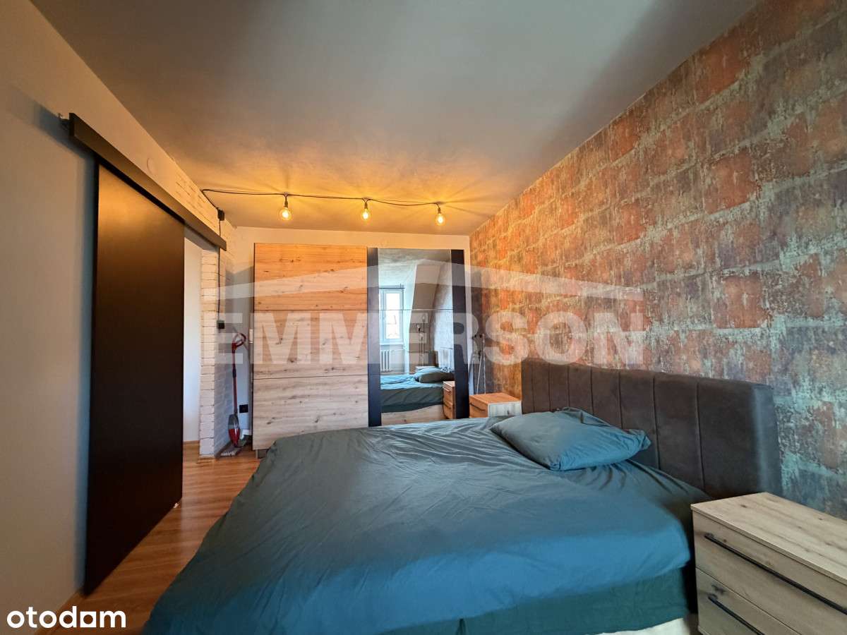 Do sprzedaży kameralne mieszkanie na Starówce.-4