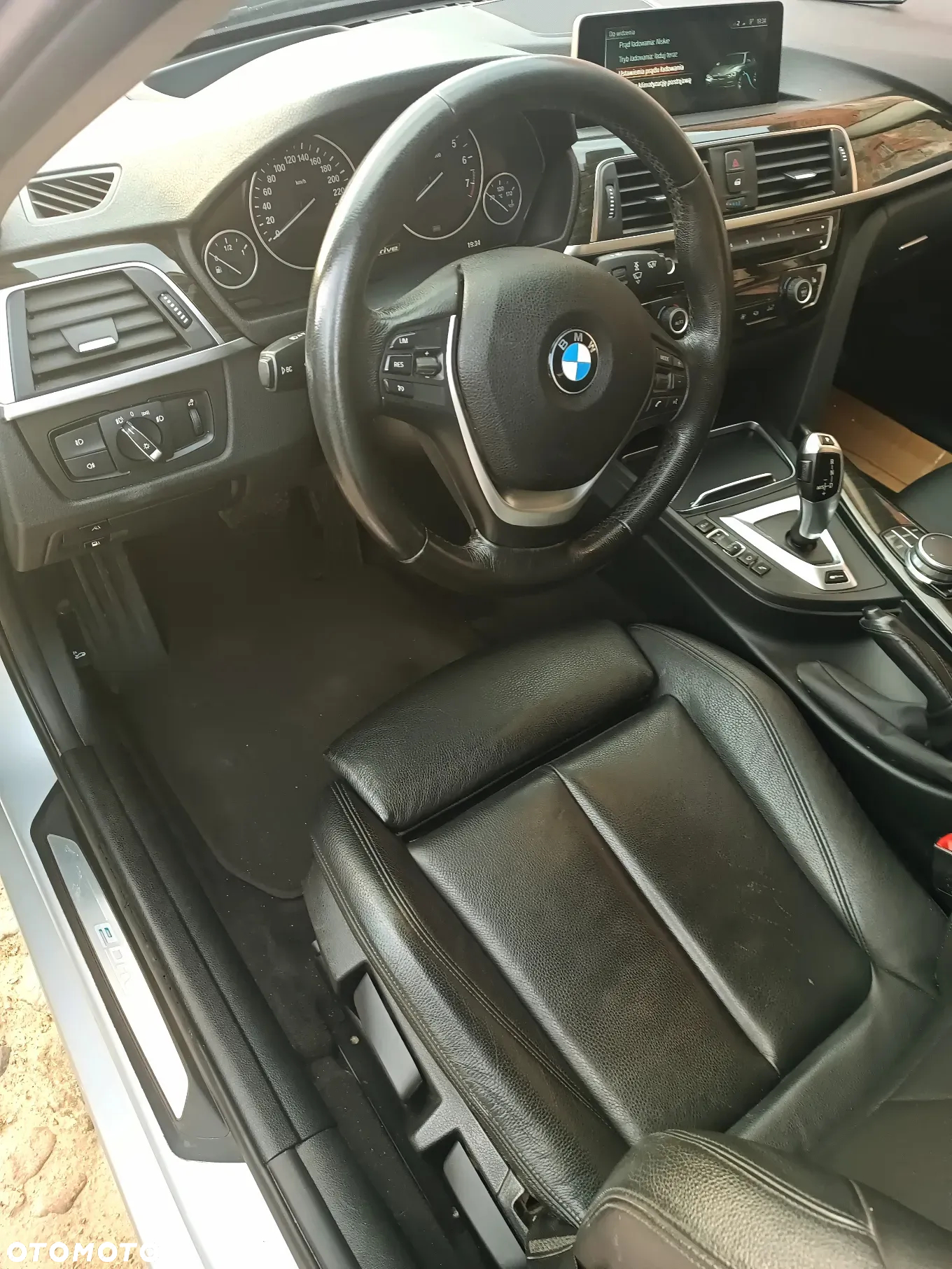BMW Seria 3 330e iPerformance - 8