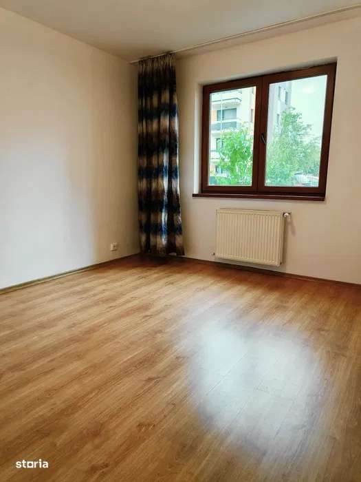 Apartament 2 Camere |  zona Tractorul | Parcare Inclusa-1