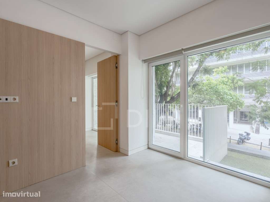 Apartamento T1 com varanda, junto à Avenida da Liberdade-6