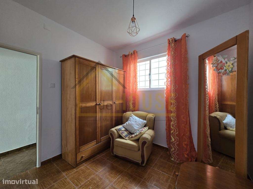 Andar Moradia Térrea T1+1, perto Lourinhã-12