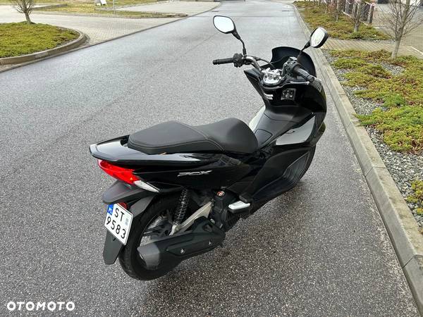 Honda PCX - 3