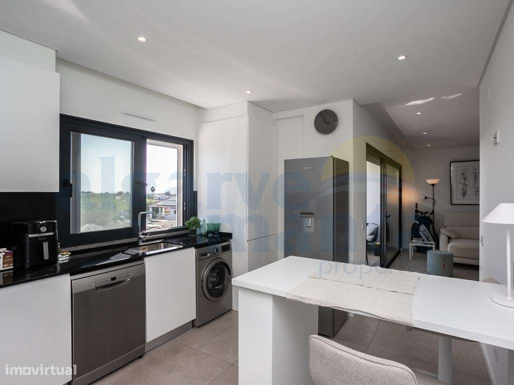 Apartamento T2 com Piscina e Acabamentos de Elevada Qualidade - Con...-8