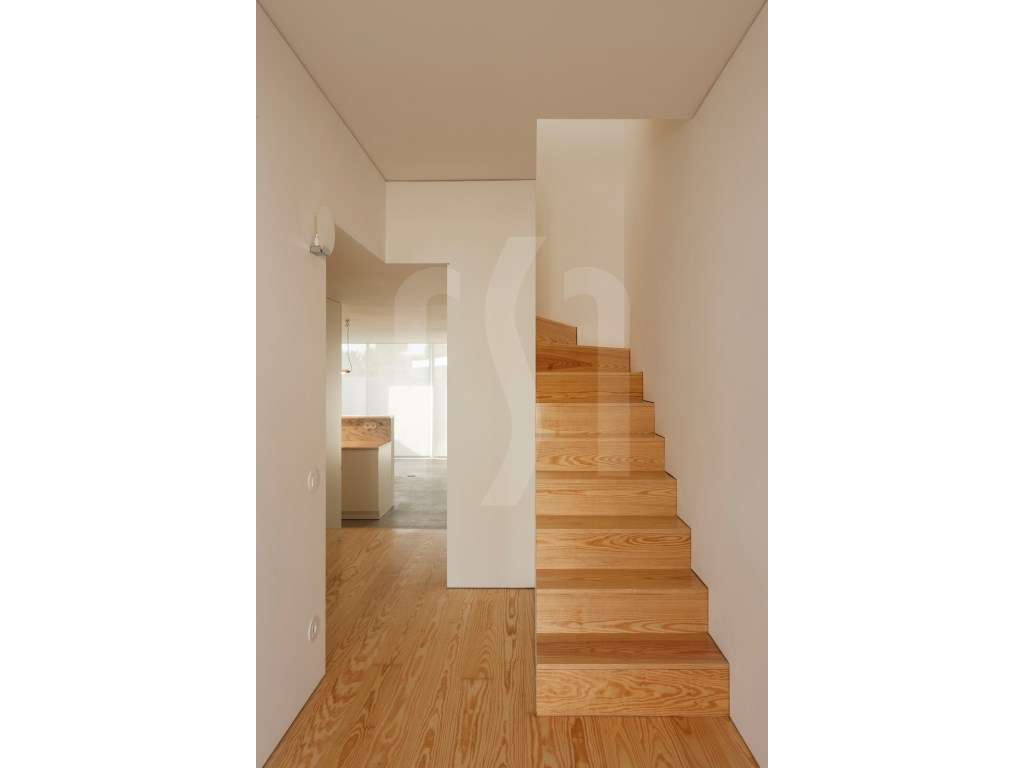 Moradia T4 em Banda no Bairro António Aroso | Porto-8