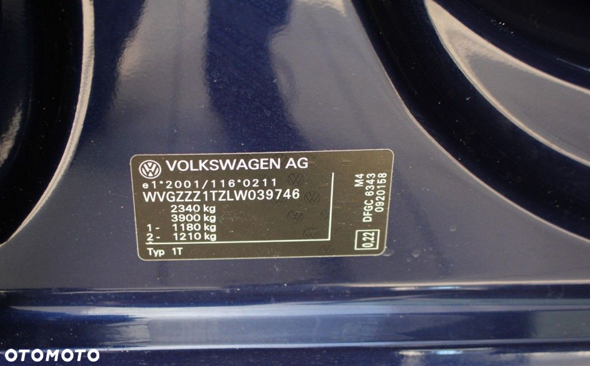 Volkswagen Touran - 24