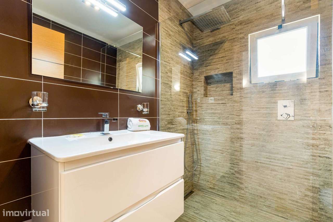 Apartamento térreo T2 na Galé-16