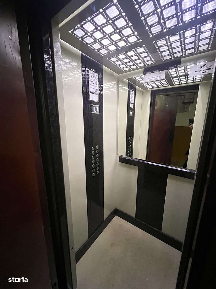 Apartament cu 3 camere-Decomandat-Priveliste panoramica-18