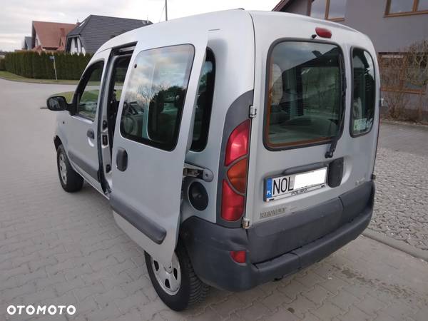 Renault Kangoo 1.6 16V Authentique 4x4 - 5