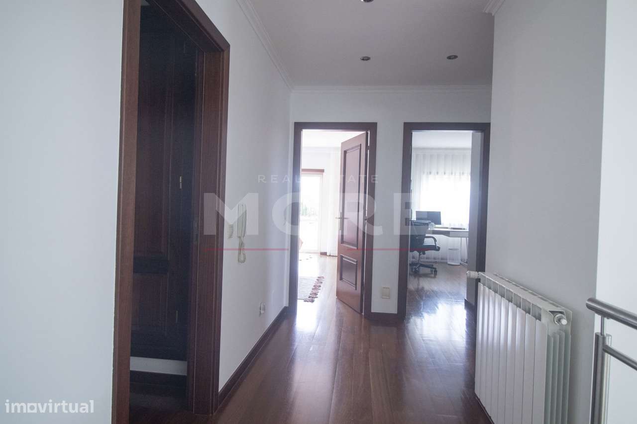 Moradia T5 independente de Gaveto - Caldas da Rainha-25