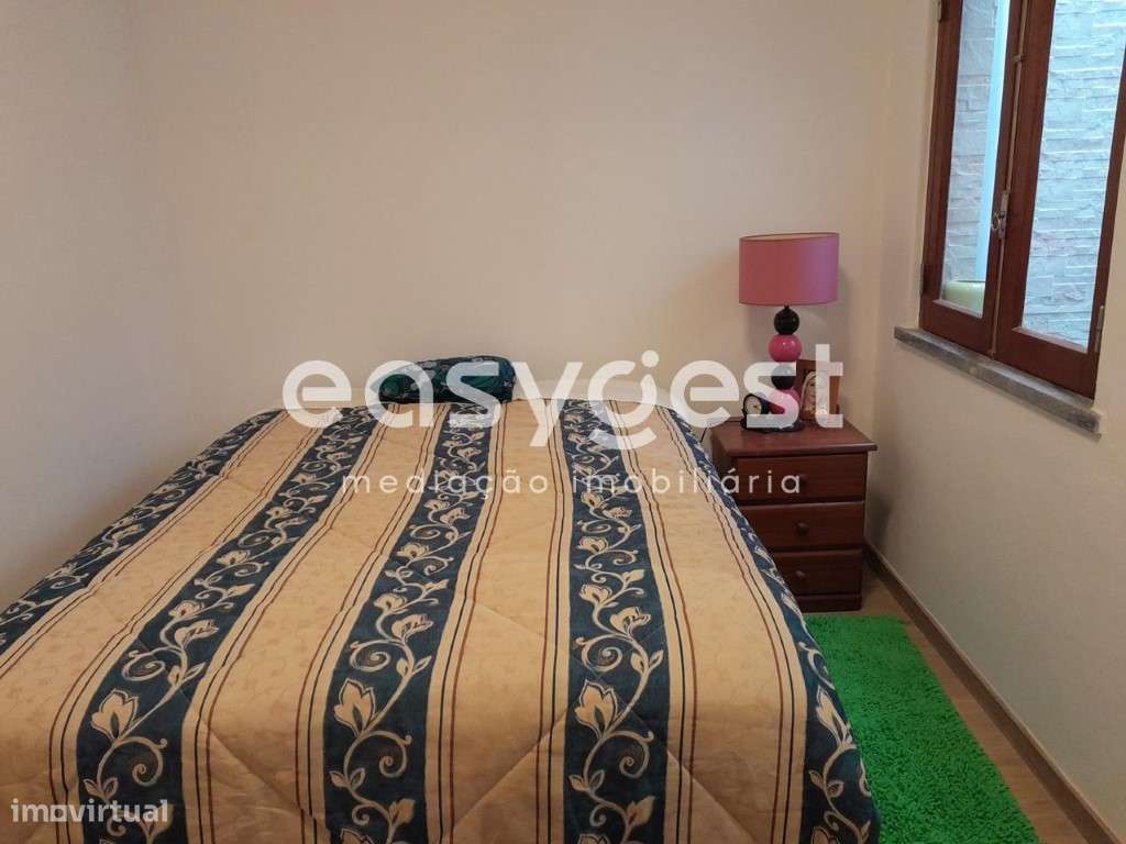 Moradia com 2 pisos e varanda localizada no centro de Beja - Grande imagem: 4/12