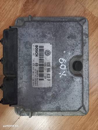 Ecu Calculator motor VW Passsat  cod  038906018P - 1