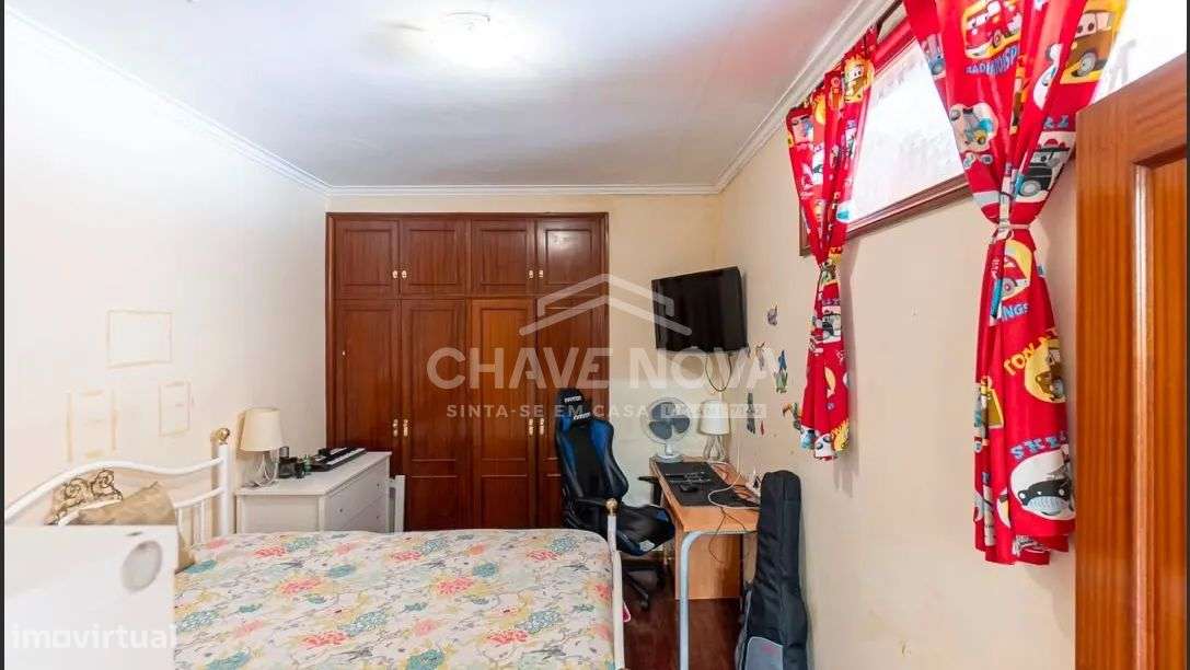 Apartamento T2+1 c/Varanda e Lug. Garagem | Oliveira do Douro-11