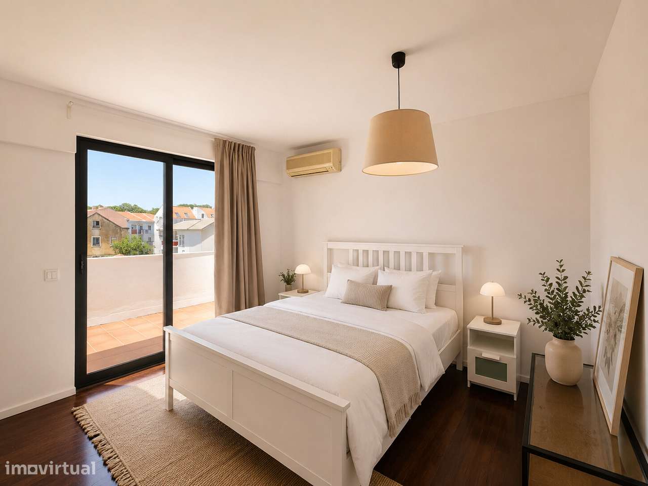 Apartamento T5 Duplex | A poucos passos da St. Julian’s School | Mais-17