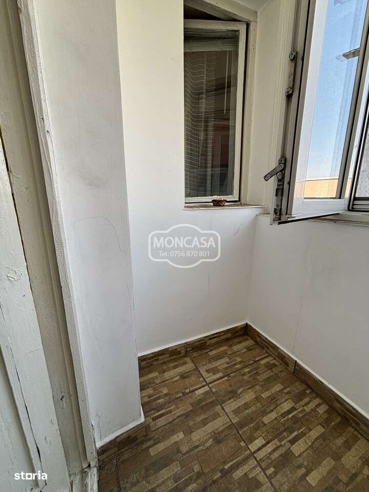 Garsoniera zona Capat 1, etaj 4 cu hidroizolatie - Imagine principală: 5/10