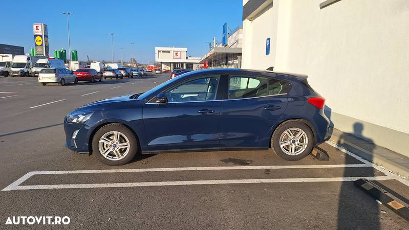 Ford Focus 1.0 EcoBoost Connected - 25