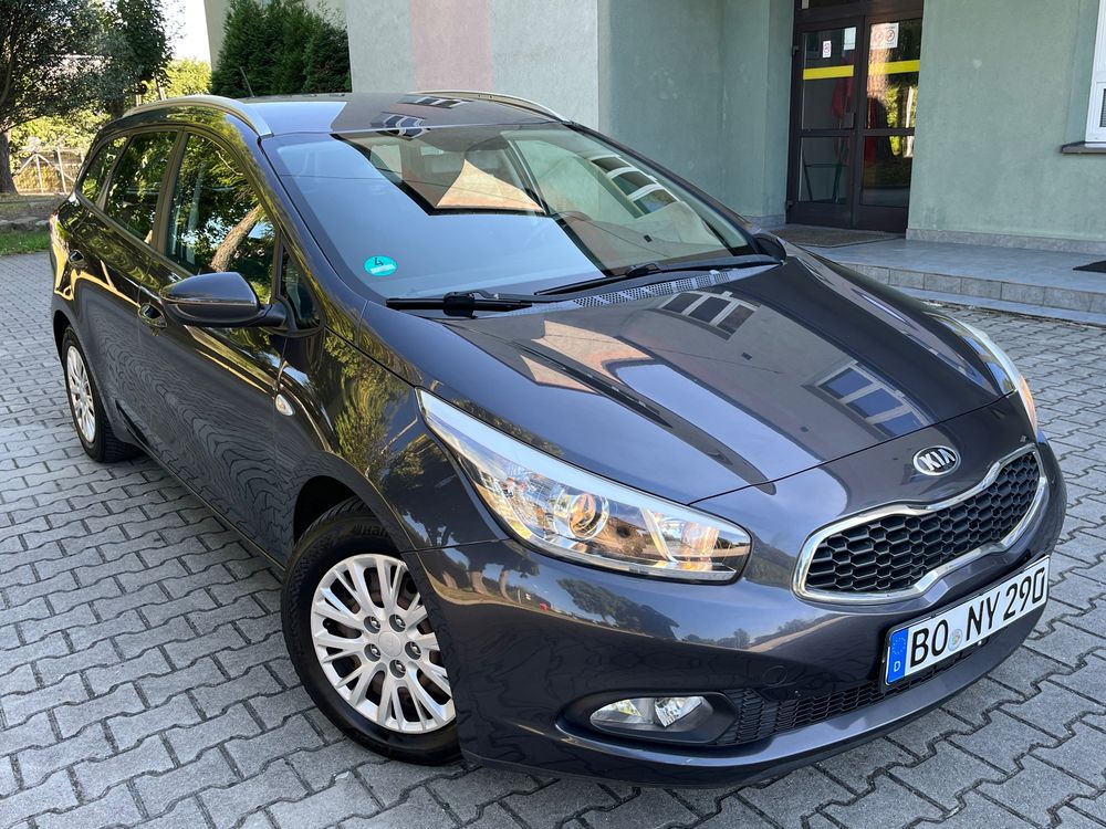 Kia Ceed II (2012-) 1.6 GDI Spirit 2013