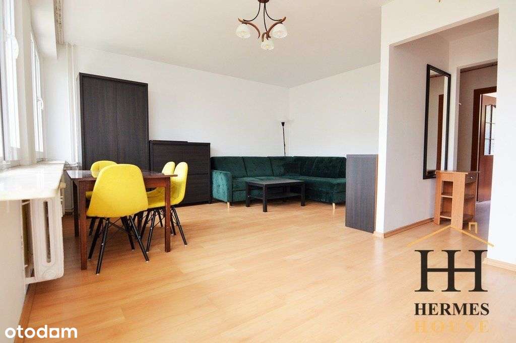 Trzy oddzielne pokoje, duży balkon - Pełny obrazek: 2/14