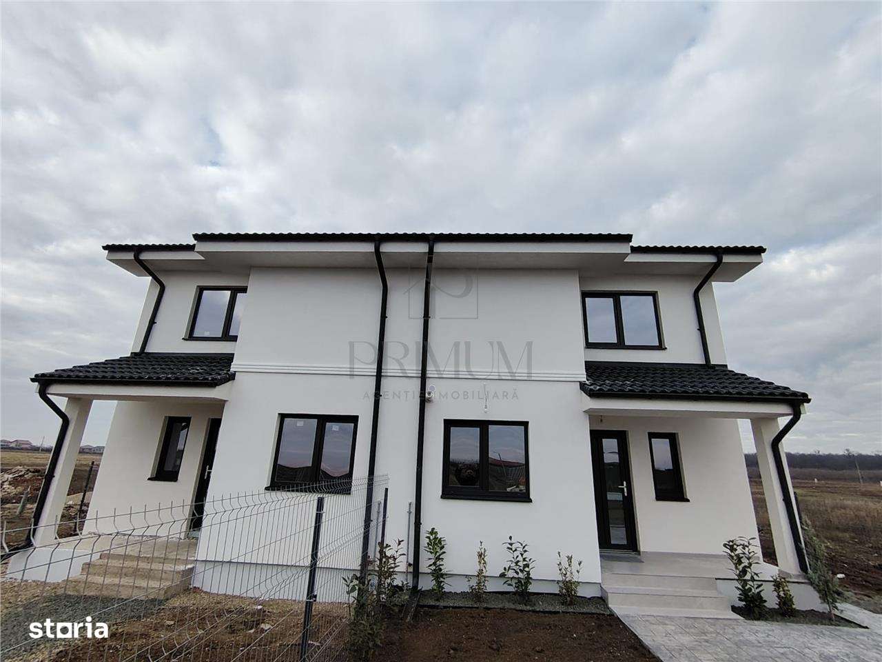 Duplex deosebit - zona in dezvoltare - toate utilitatile - Imagine principală: 4/12