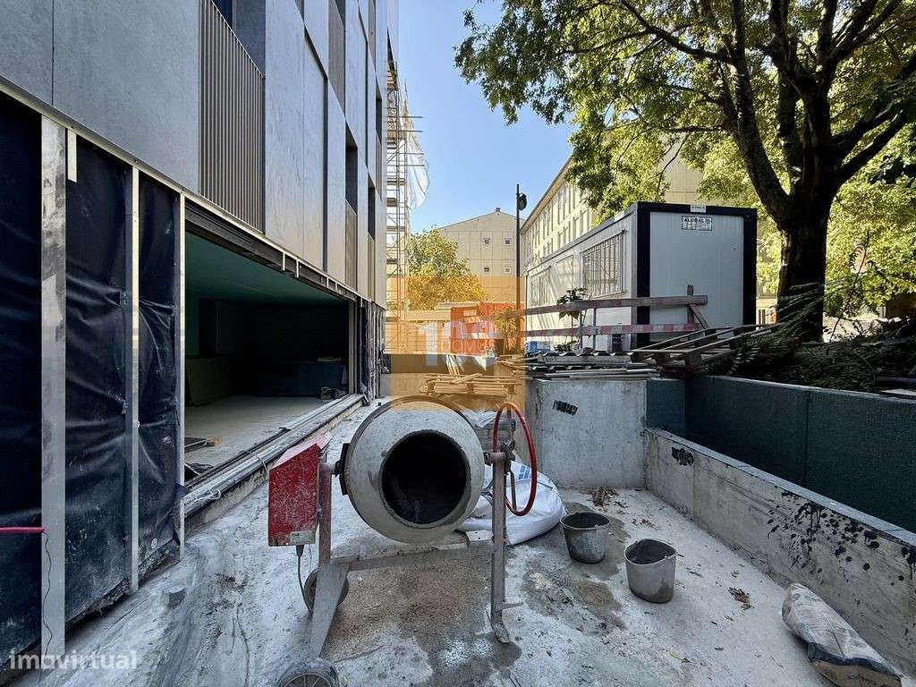 Apartamento T3 novo nas Antas-16