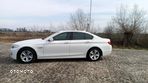 BMW Seria 5 530i - 23