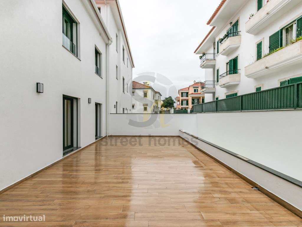 T3 Novo com Terraço e Box | Parede | A 2 minutos da Praia-35