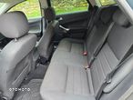 Ford Mondeo Turnier 2.5 Titanium - 4