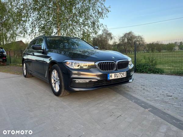 BMW Seria 5 520d Touring - 14