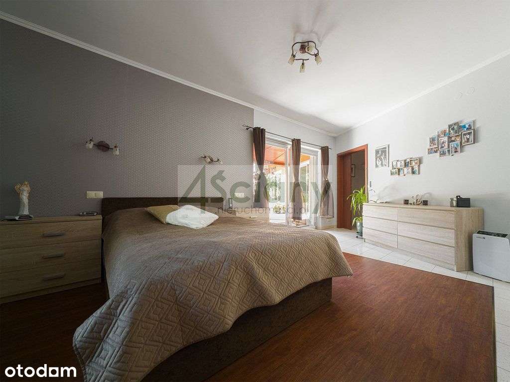 Dom parterowy na przedmieściach Konstancina-13