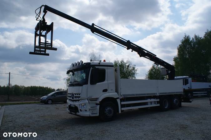 Mercedes-Benz Arocs - 20