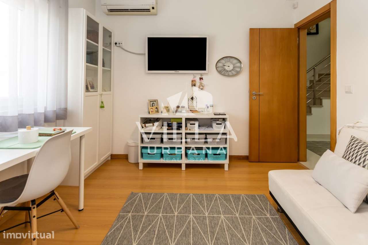 Moradia Isolada T4 em Valadares-29