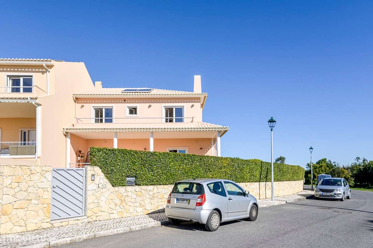 Moradia T3 com Jardim e Garagem | Construída em 2011 | São Pedro...-8