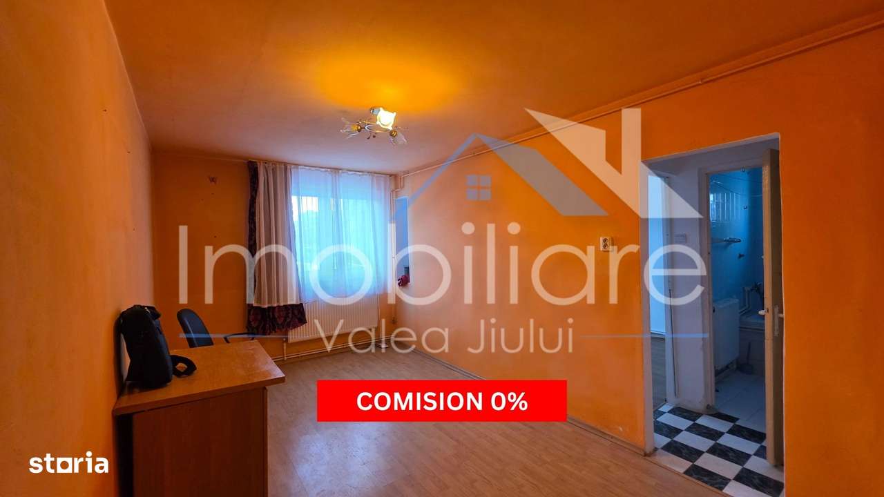 Apartament 2 camere – parter, Str. Traian, Vulcan-0
