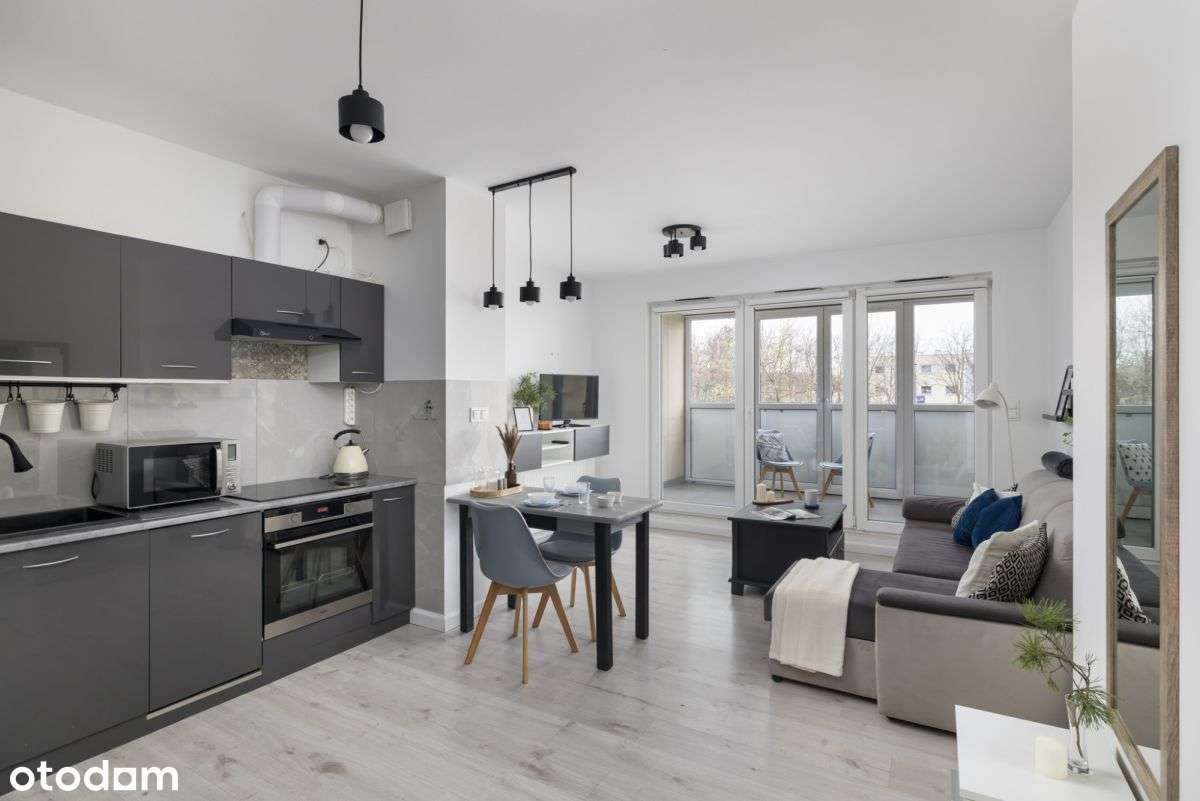 Wyposażone | oszklona loggia | przy Skm | garaż |-0