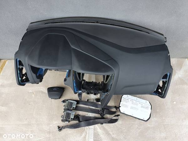 Ford Focus MK3 LIFT deska rozdzielcza airbag pasy - 1