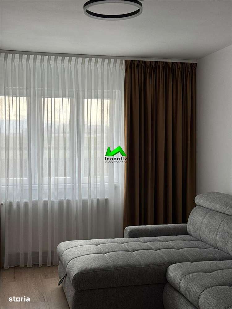 Apartament de vanzare 2 camere zona Lazaret-2
