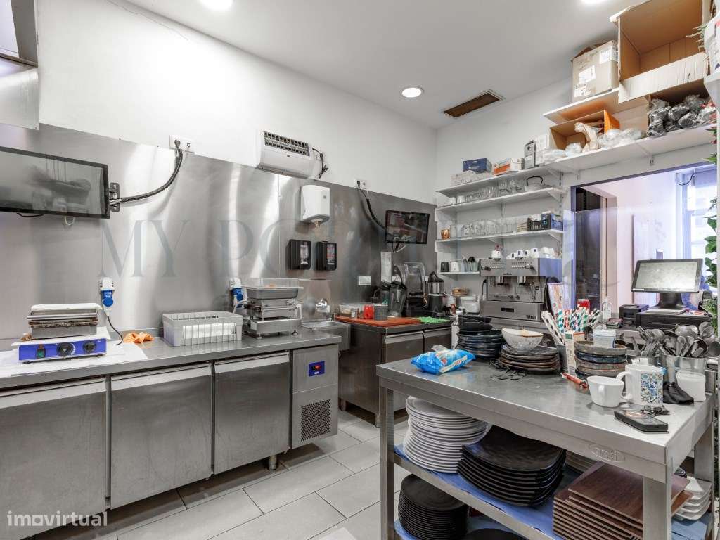 Oportunidade Única em Belém: Trespasse de Creperia/Gelataria de Suc...-20